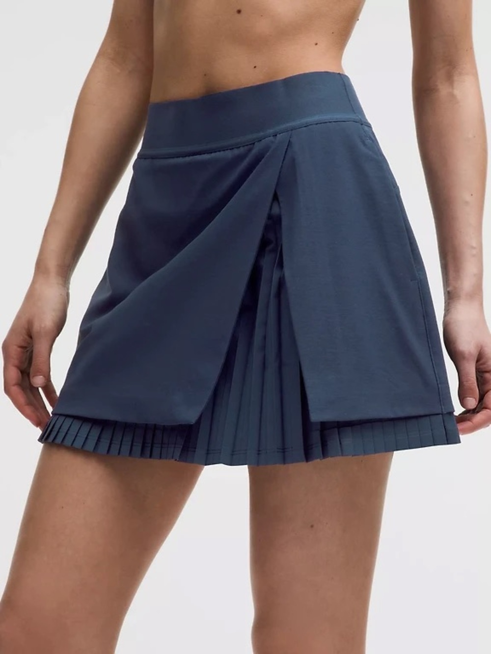 NWOT Lululemon Water Repellent High Rise Pleated Golf Skirt in Club Blue